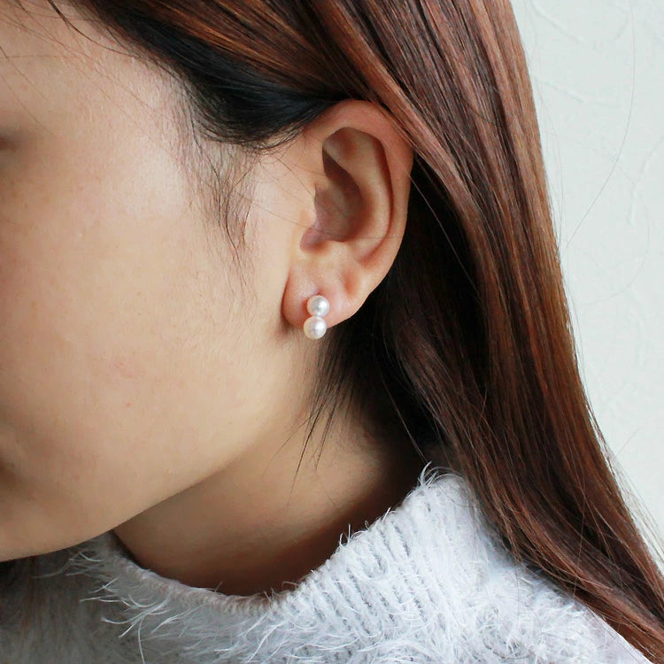 Akoya Pearl Earrings in 14K White Gold