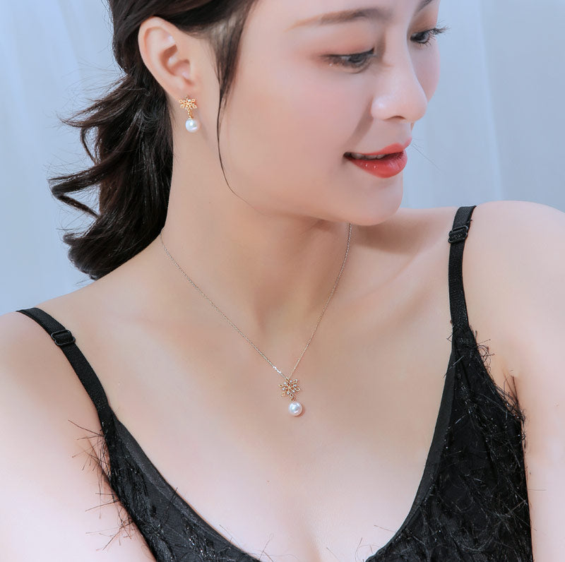 Akoya pearl K18YG DIA necklace diamond pearl diamond akoya necklace D0.06ct 6pcs snowflake pearl necklace