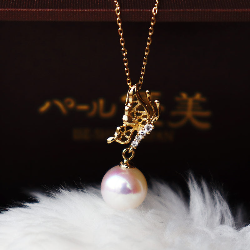 あこや真珠　K18YG　8.5-9ミリ 蝶々　DIA ネックレス ダイヤ　パールダイヤ　 akoya necklace D0.04ct 4pcs