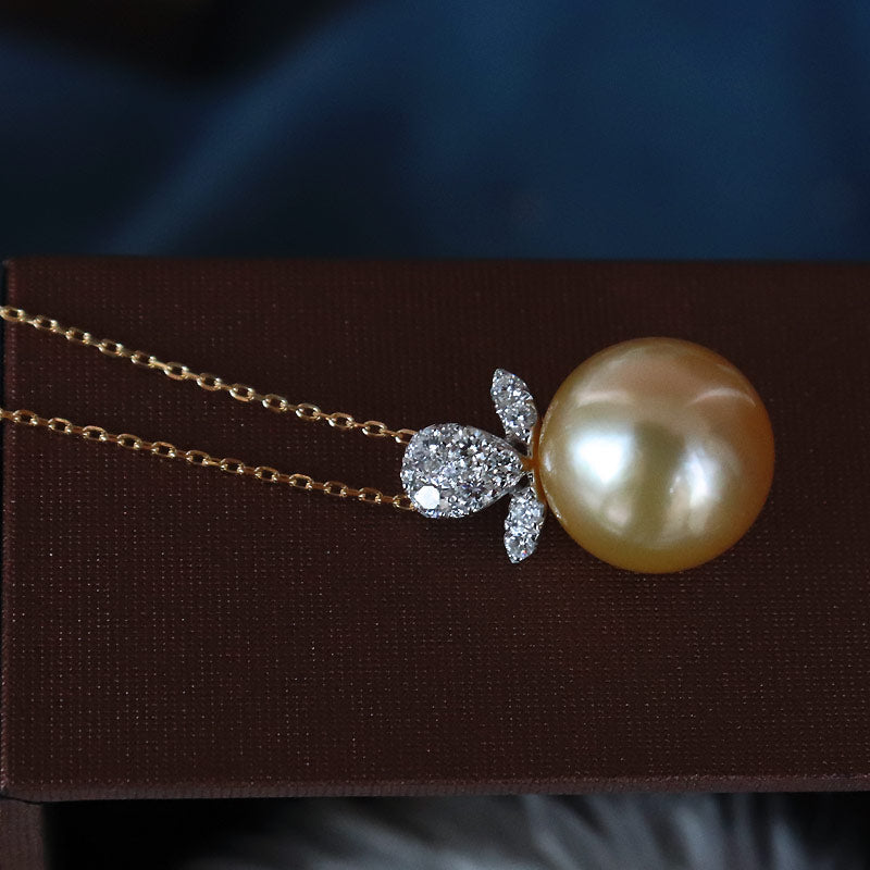 K18/K18WG South Sea pearl 12mm high-class DIA necklace diamond pearl diamond southsea pearl necklace D0.28ct 11pcs